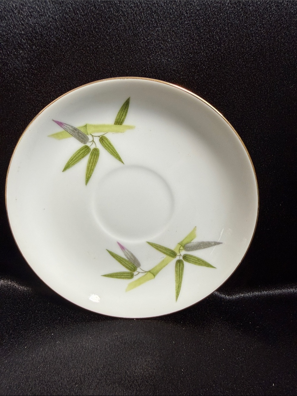 Narumi Spring Bamboo Saucer